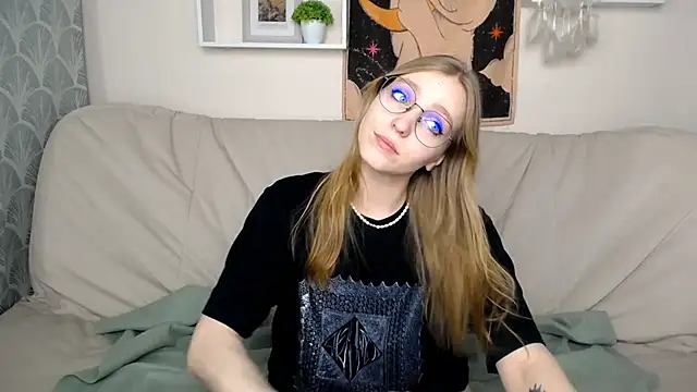 Snapshot of VeronicaAndersen chatting on 21, 2, 2025 VeronicaAndersen online show from 21, 2, 2025