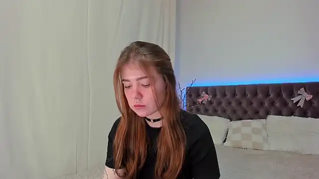 Ella Mayers online show from 8, 3, 2025