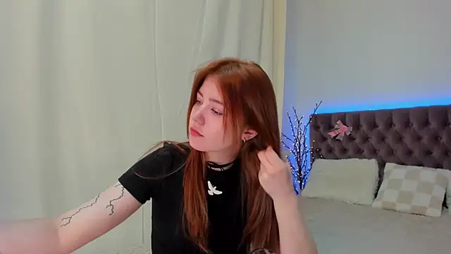 Ella Mayers online show from 20, 3, 2025