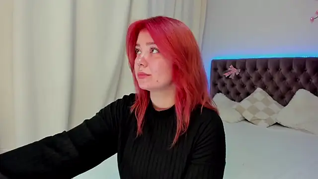 Ella Mayers online show from 25, 9, 2025