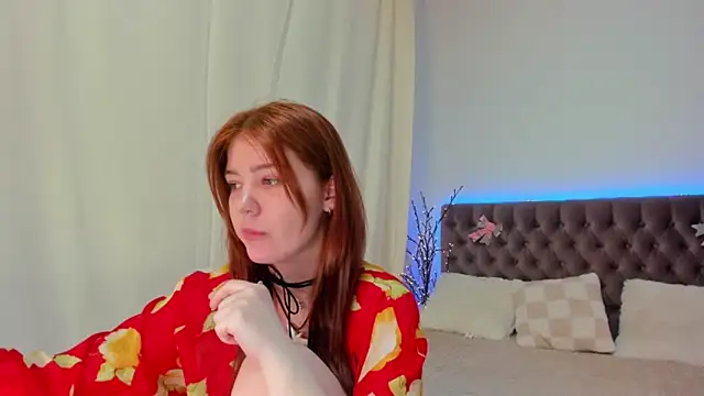 Ella Mayers online show from 15, 3, 2025