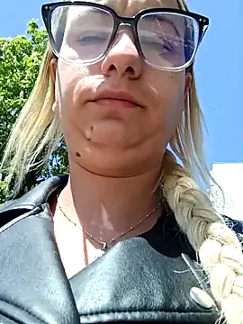 Mia RainX online show from 30, 4, 2026