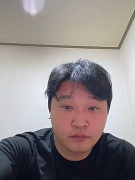 Snapshot of offwhite777 chatting on 30, 1, 2025 offwhite777 online show from 30, 1, 2025