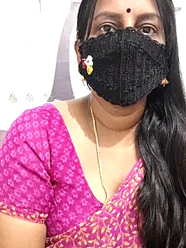 Snapshot of Tamil_Meera12 chatting on 28, 5, 2026 Tamil Meera12 online show from 28, 5, 2026
