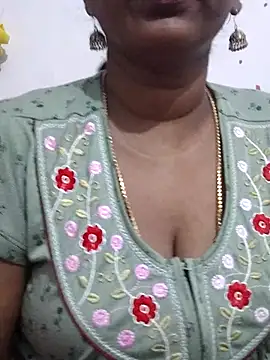 Snapshot of Tamil_Meera12 chatting on 11, 7, 2026 Tamil Meera12 online show from 11, 7, 2026