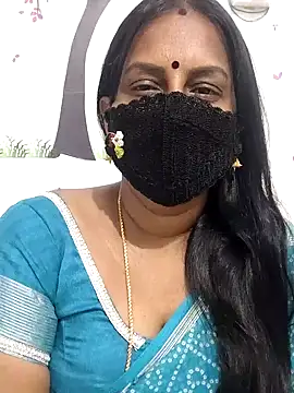 Snapshot of Tamil_Meera12 chatting on 26, 5, 2026 Tamil Meera12 online show from 26, 5, 2026