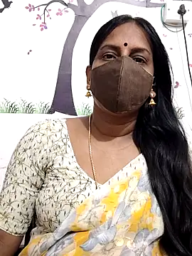 Snapshot of Tamil_Meera12 chatting on 9, 6, 2026 Tamil Meera12 online show from 9, 6, 2026