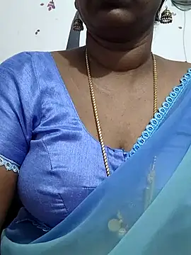 Snapshot of Tamil_Meera12 chatting on 25, 7, 2026 Tamil Meera12 online show from 25, 7, 2026