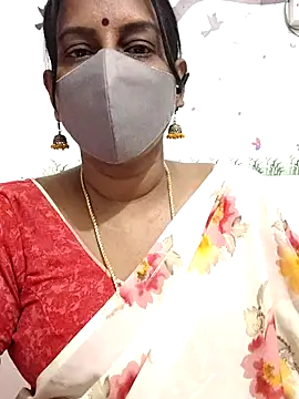 Snapshot of Tamil_Meera12 chatting on 29, 7, 2026 Tamil Meera12 online show from 29, 7, 2026