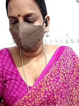 Snapshot of Tamil_Meera12 chatting on 19, 6, 2026 Tamil Meera12 online show from 19, 6, 2026