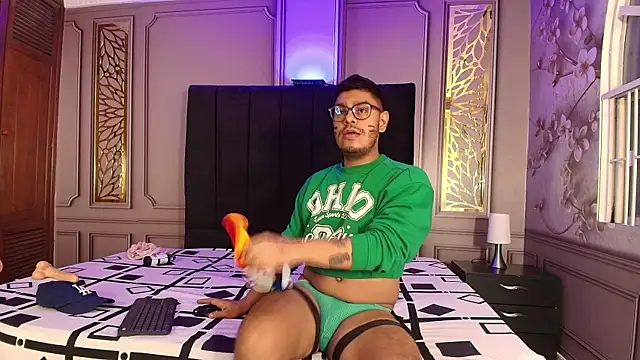 angel fetish  online show from 28, 2, 2025