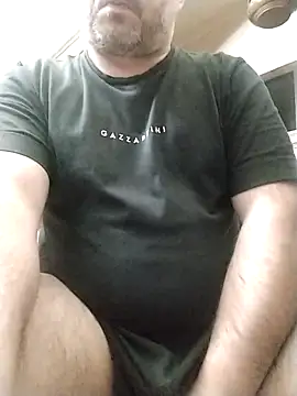 Snapshot of NAvoglia chatting on 2, 3, 2025 NAvoglia online show from 2, 3, 2025