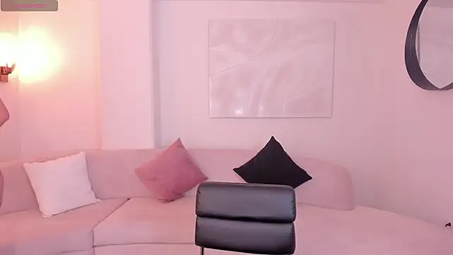 IsabellaKroft online show from 19, 2, 2025