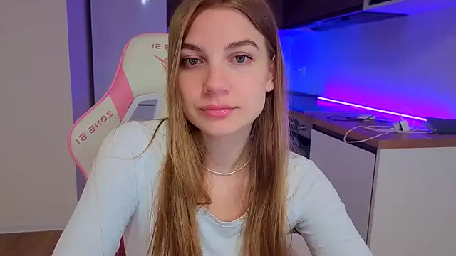 Enjoy everymoment  online show from 22, 4, 2026