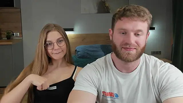 Enjoy everymoment  online show from 31, 1, 2025