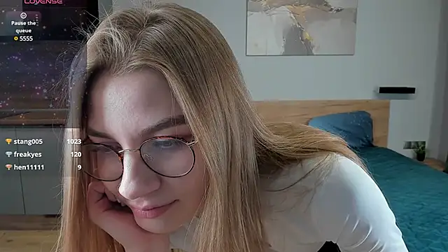 Enjoy everymoment  online show from 11, 3, 2025