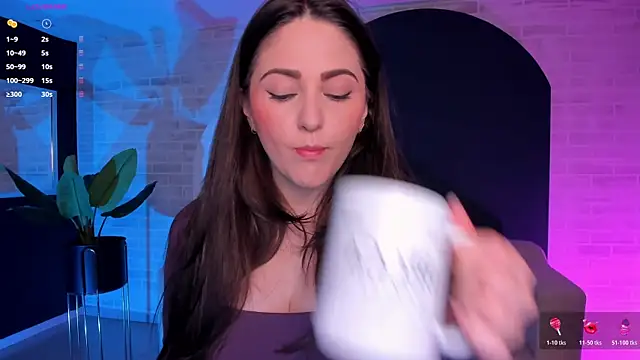 BeccaBaxter online show from 8, 7, 2026