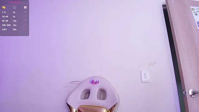 Raichell  online show from 26, 10, 2025