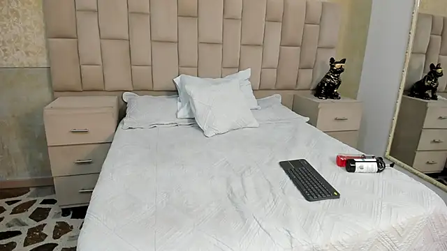 JhoanLeandro online show from 13, 10, 2025