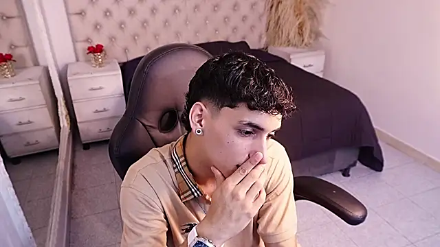 Snapshot of JhoanLeandro chatting on 5, 7, 2026 JhoanLeandro online show from 5, 7, 2026