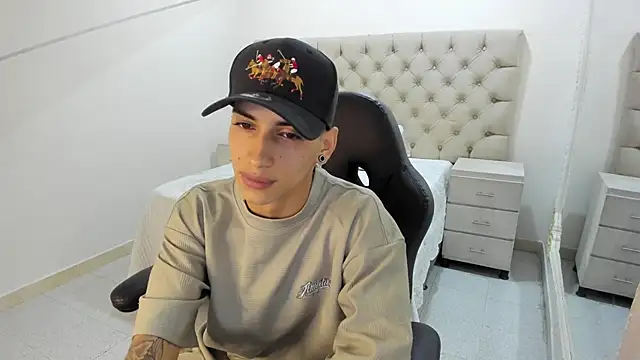 JhoanLeandro online show from 9, 11, 2025