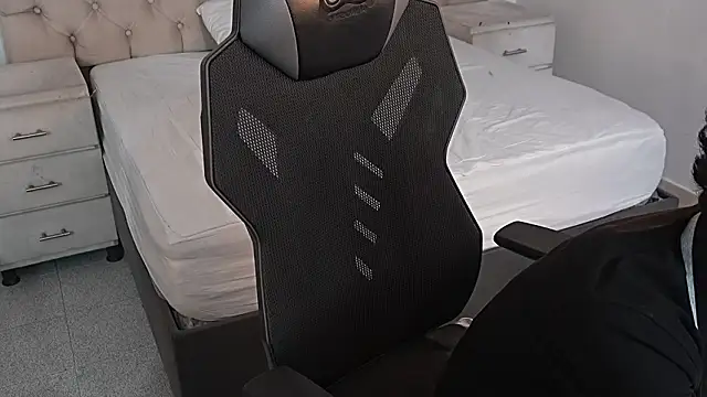 JhoanLeandro online show from 10, 2, 2026