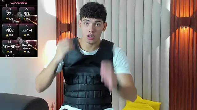 Snapshot of Justin_mack chatting on 30, 10, 2025 Justin mack online show from 30, 10, 2025