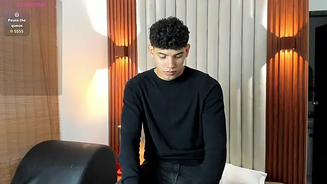 Snapshot of Justin_mack chatting on 19, 10, 2025 Justin mack online show from 19, 10, 2025