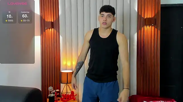 Snapshot of Justin_mack chatting on 1, 12, 2025 Justin mack online show from 1, 12, 2025