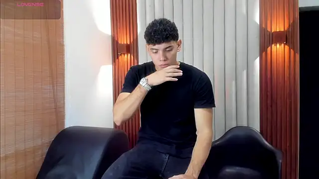 Snapshot of Justin_mack chatting on 28, 9, 2025 Justin mack online show from 28, 9, 2025