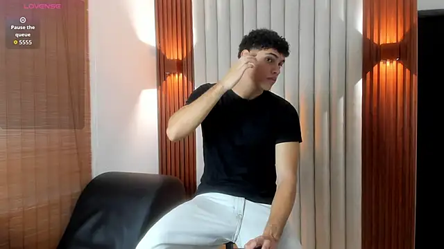 Snapshot of Justin_mack chatting on 19, 9, 2025 Justin mack online show from 19, 9, 2025