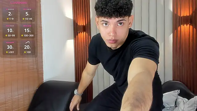 Snapshot of Justin_mack chatting on 10, 9, 2025 Justin mack online show from 10, 9, 2025