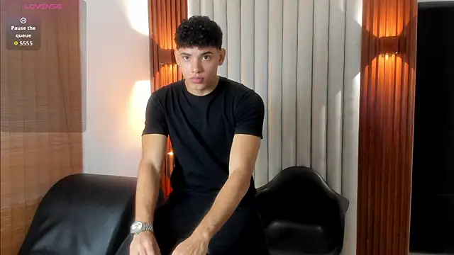 Snapshot of Justin_mack chatting on 3, 10, 2025 Justin mack online show from 3, 10, 2025