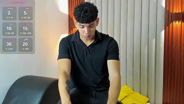 Snapshot of Justin_mack chatting on 29, 10, 2025 Justin mack online show from 29, 10, 2025