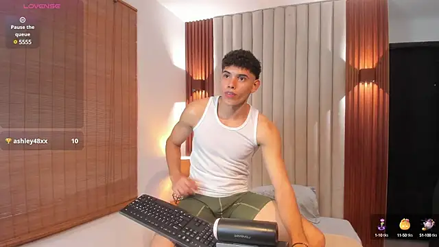 Snapshot of Justin_mack chatting on 15, 3, 2025 Justin mack online show from 15, 3, 2025