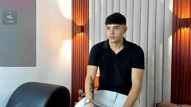 Snapshot of Justin_mack chatting on 18, 11, 2025 Justin mack online show from 18, 11, 2025