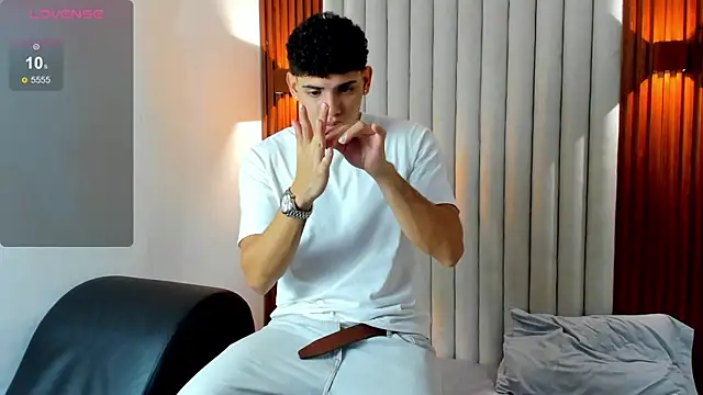 Snapshot of Justin_mack chatting on 7, 11, 2025 Justin mack online show from 7, 11, 2025