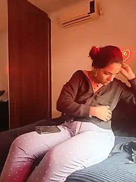 Pantaneirasexy online show from 30, 6, 2026
