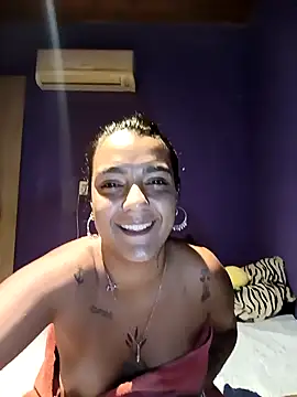 Pantaneirasexy online show from 18, 11, 2025