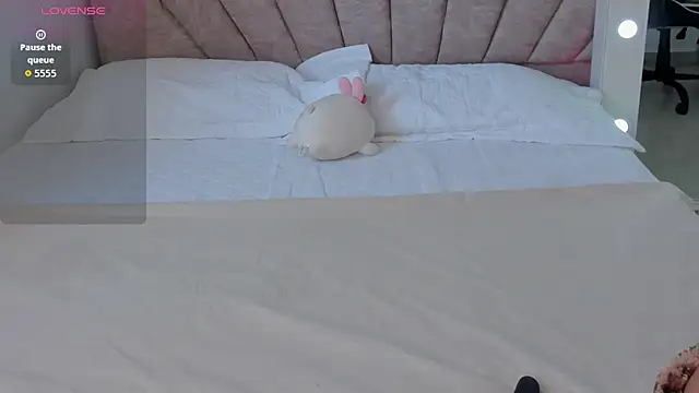 leahaltomm online show from 10, 11, 2025