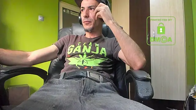 BigCumShoot online show from 14, 11, 2025