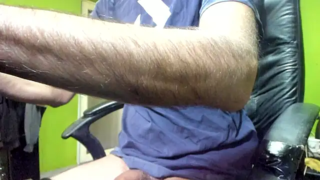 BigCumShoot online show from 2, 3, 2026