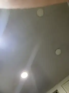 Snapshot of vicky_bass chatting on 8, 11, 2025 vicky bass online show from 8, 11, 2025