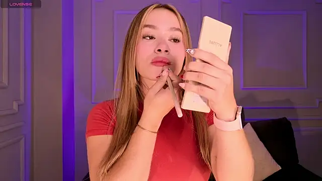 Snapshot of AmaiaHaywood chatting on 16, 10, 2025 AmaiaHaywood online show from 16, 10, 2025