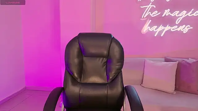 Snapshot of AmaiaHaywood chatting on 11, 11, 2025 AmaiaHaywood online show from 11, 11, 2025