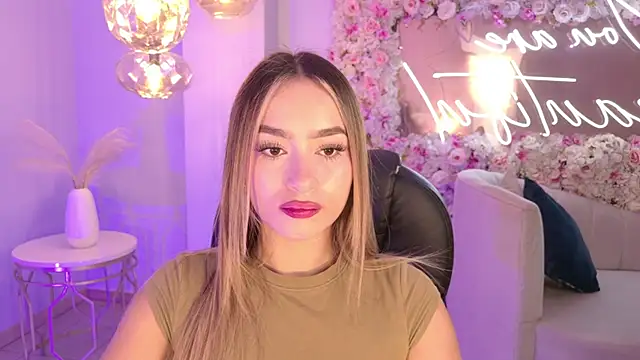 Snapshot of AmaiaHaywood chatting on 29, 10, 2025 AmaiaHaywood online show from 29, 10, 2025