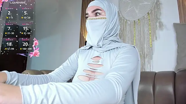 Snapshot of saleh_issawi chatting on 10, 10, 2025 saleh issawi online show from 10, 10, 2025