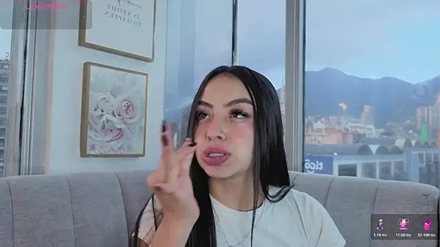 Daphne chers online show from 7, 3, 2026