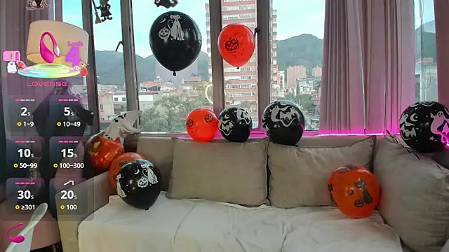 Daphne chers online show from 28, 10, 2025