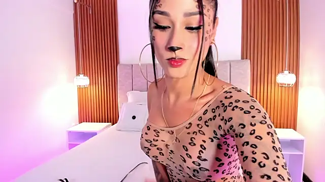 khloe-sweet online show from 28, 10, 2025